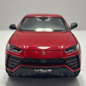 Welly 1:24 Lamborghini Urus Red Diecast